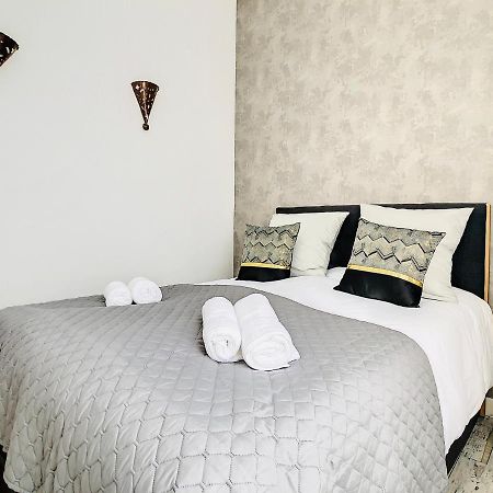 2 Bedroom Luxury Flat Cannes Center La Croisette Экстерьер фото